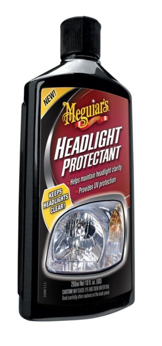 Flaska med Meguiar's Headlight Protectant för att bibehålla klarheten på strålkastarglas och ge UV-skydd.