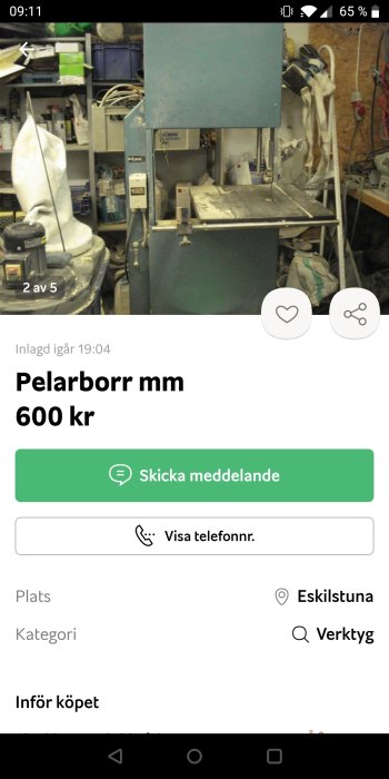 Bandsåg Luna 570 i en verkstad omgiven av verktyg och utrustning, till salu för 6000 kronor.