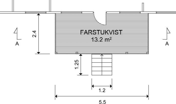 Ritning av en planerad farstukvist med måttangivelser och area på 13.2 kvadratmeter.