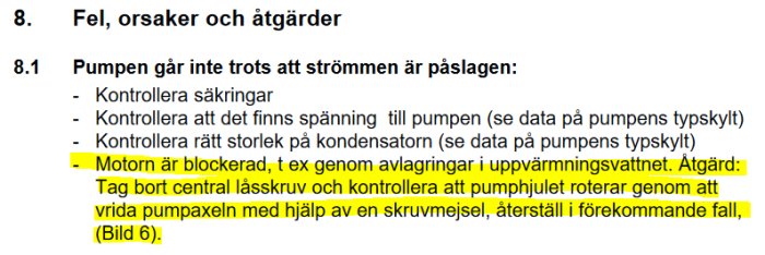 Skärmdump av manual om felsökning, markering vid sektion om blockerad cirkulationspump och åtgärd via lossning av läskruv.