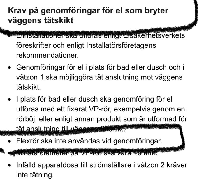 Fotografi av dokument som diskuterar krav för genomföring av elinstallationer i våtzoner, med delar markerade med svart.