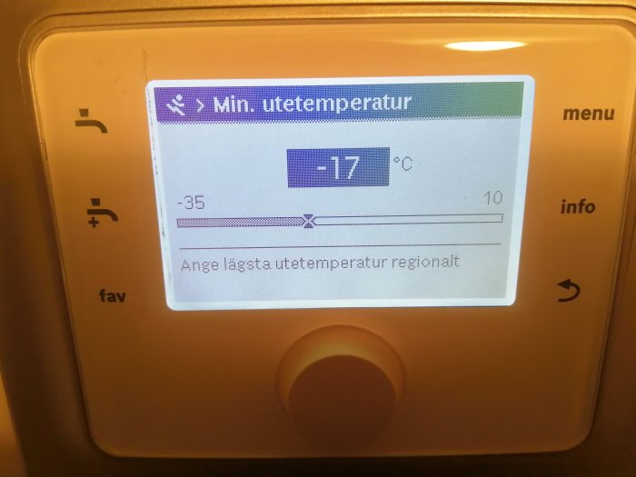 Termostatinställningar med minsta utetemperatur -17 grader Celsius på skärm.