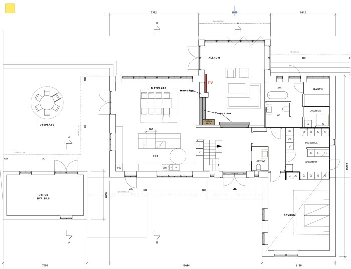 Arkitektonisk planritning av ett hem med detaljerad spa- och badrumssektion.