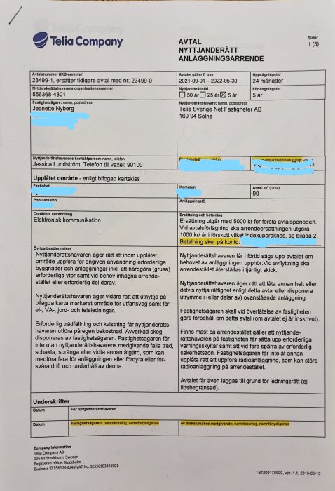 Bild på ett juridiskt dokument med texten "Avtal Nyttjanderätt Anläggningsarrende" från Telia Company med personuppgifter och avtalstermer markerade.