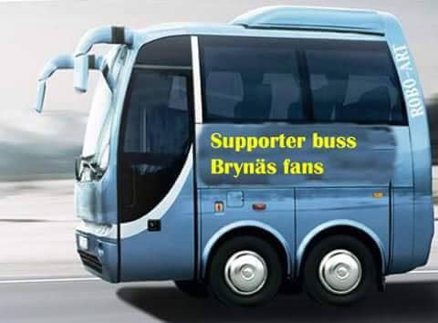 Blå buss med texten "Supporter buss Brynäs fans" rör sig snabbt längs vägen.