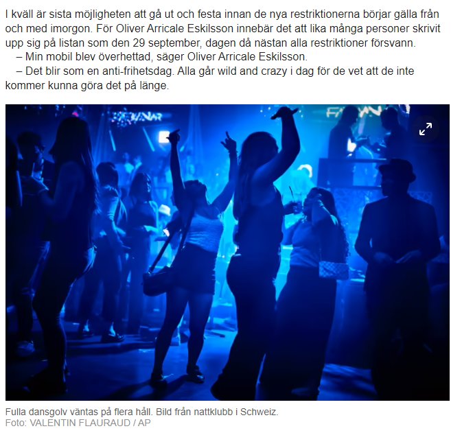 Personer som dansar och firar på en nattklubb, blått ljus och festlig stämning.