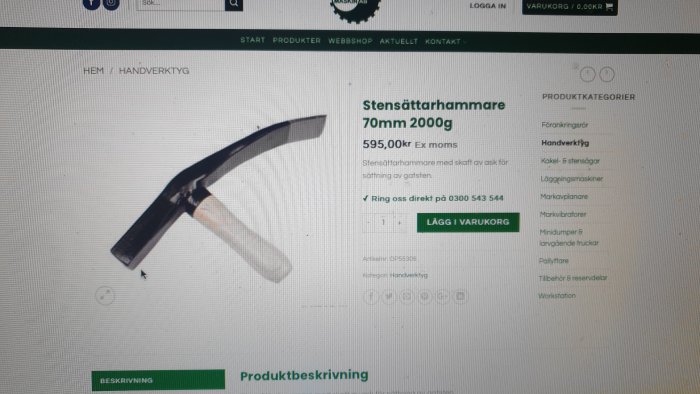 Stensättningshammare visas på en webshopsida med priset och produktinformation synlig.