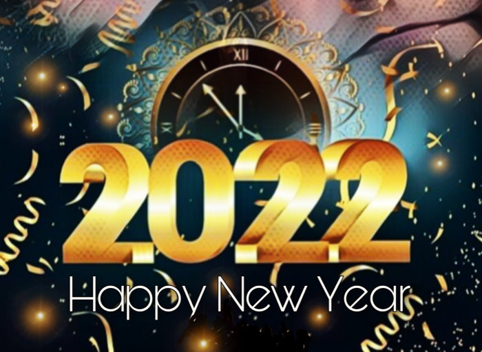 Festlig nyårsbild med klocka, stjärnor och texten "2022 Happy New Year".