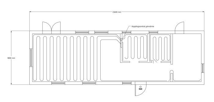 Schematisk ritning av golvvärmeinstallation med slingor och kopplingscentral i ett fritidshus.