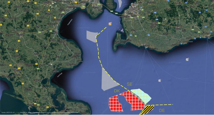 Satellitkarta över Östersjöområdet som visar planerade och existerande vindkraftparker med färgkodning och anslutningslinjer.