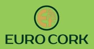 Logotyp för "EURO CORK" med en stiliserad jordglob i en cirkel på grön bakgrund.