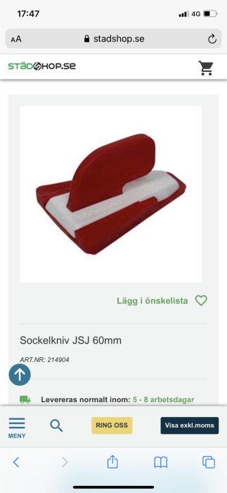 Röd och vit sockelkniv för exakt skärning vid golvlist och dörrfoder, visas på en onlinebutiks hemsida.