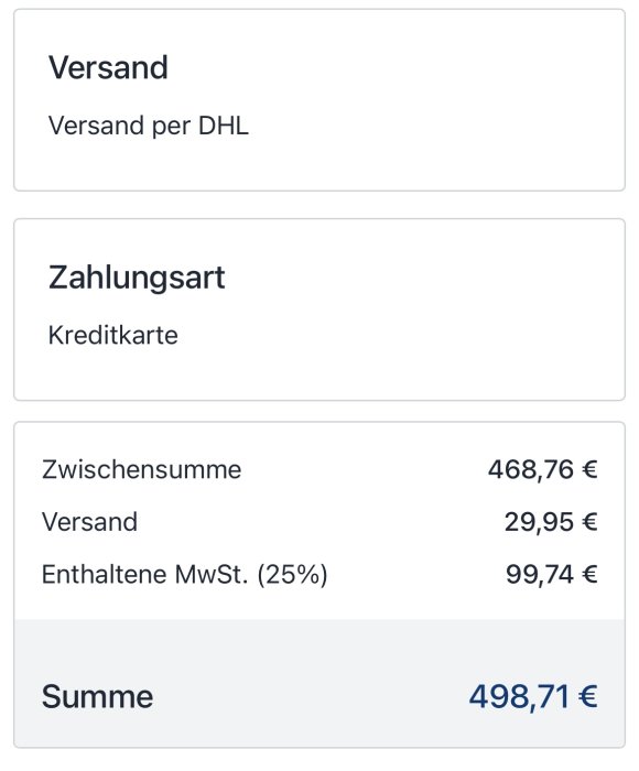 Skärmdump av en beställningsöversikt med totalsumma, moms och fraktkostnader på en tysk webbplats.