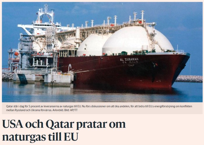 LNG-tankfartyget Al Zubarah förtöjt vid kaj, symboliserar naturgasexport.