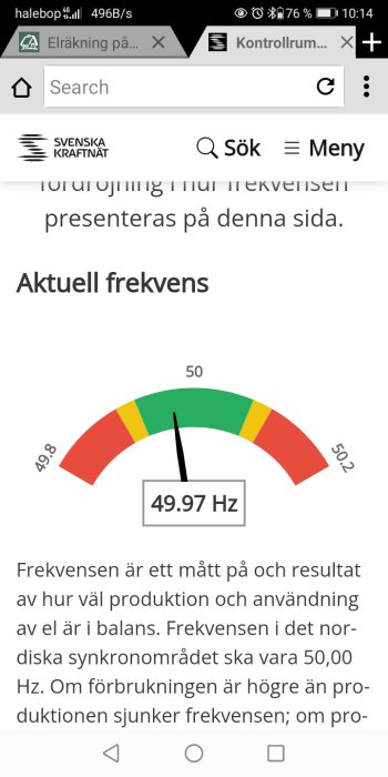 Mätarvisning av aktuell frekvens vid 49.97 Hz på en mätarskala med grön, gul och röd sektor.