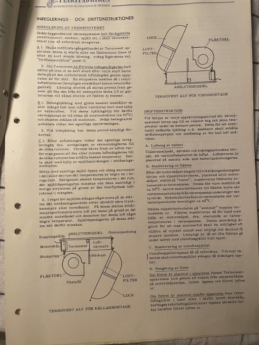 Sida från manual med illustrationer och instruktioner för värmesystem och thermostat.