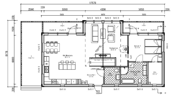 Arkitektritning av ett tvåvånings suterränghus med kök, vardagsrum och sovrum på övervåningen.