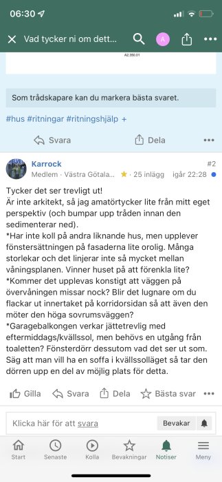 Skärmdump av ett foruminlägg med diskussion om husritning och designfeedback.