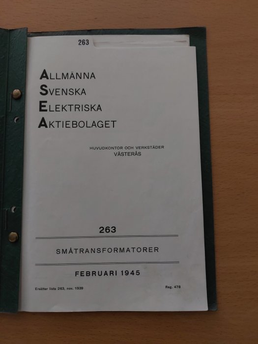 Gamla dokument från Svenska Elektriska Aktiebolaget, daterat februari 1945, om småtransformatorer.