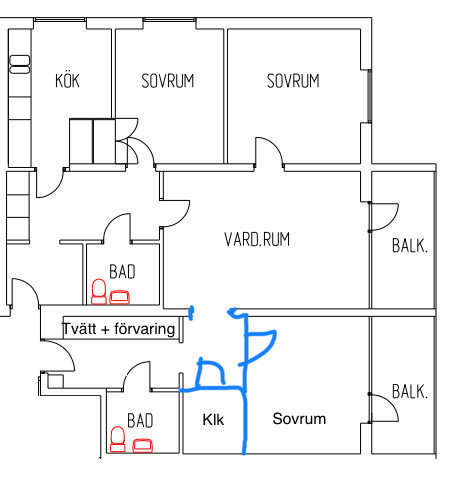 Ritning av en lägenhetsplan med markerade ändringar för bad, tvätt och förvaring.