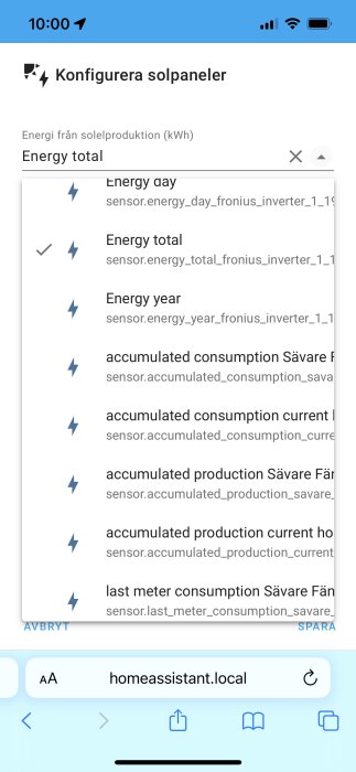 Skärmdump av en konfigurationssida för solpaneler i en smart hem-app med olika energi- och konsumtionsdata.