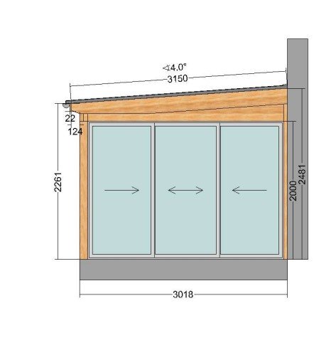 Arkitektonisk sektion av ett planerat uterum som visar mått och höjder, med kommentar om att rumshöjden inte uppfyller BBR 3:311.