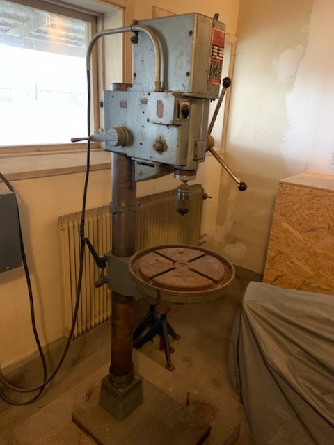 Pillar drill Strands S68 in a workshop environment, used condition, for sale.