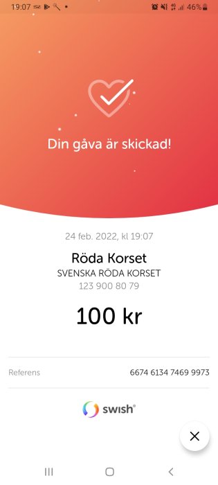 Bekräftelse på att 100 kr skickats till Röda Korset via Swish med meddelandet "Din gåva är skickad!
