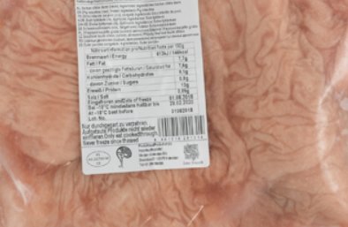 Djupfryst förpackning av pig uterus med etikett, avsedd att användas i asiatisk matlagning.