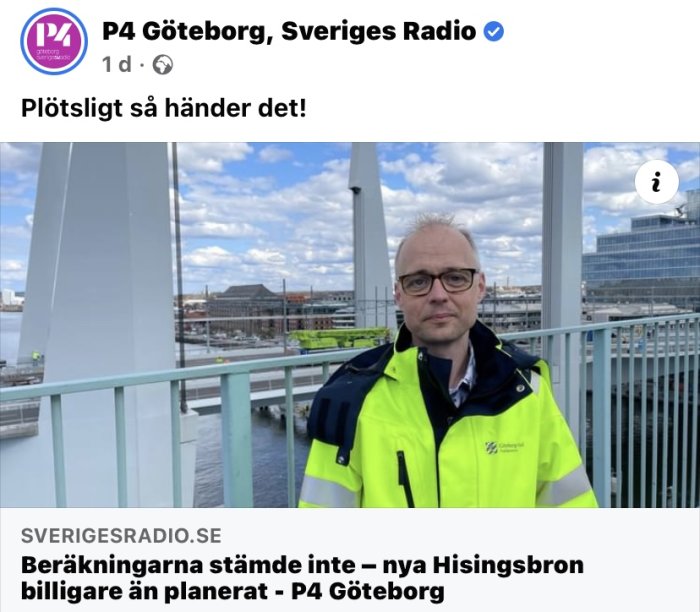 Man i säkerhetsväst framför Hisingsbron i Göteborg.