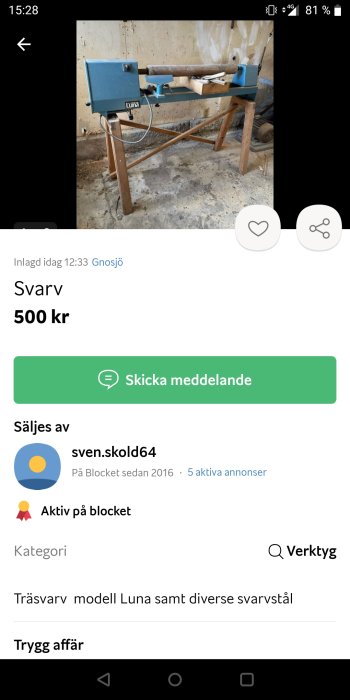 Träsvarv modell Luna och svarvtillbehör till salu i ett garage.