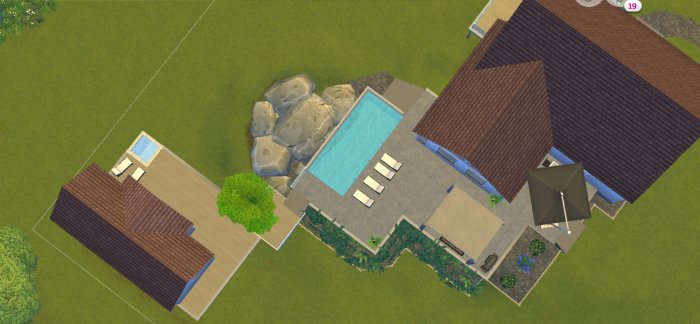 Översiktsbild i simulator av ett bostadshus med en angränsande delvis fristående pool och bergig terräng.