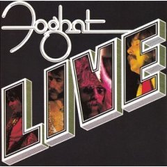 Omslaget till Foghat Live album från 1977 med bandmedlemmarnas ansikten i bokstäverna.