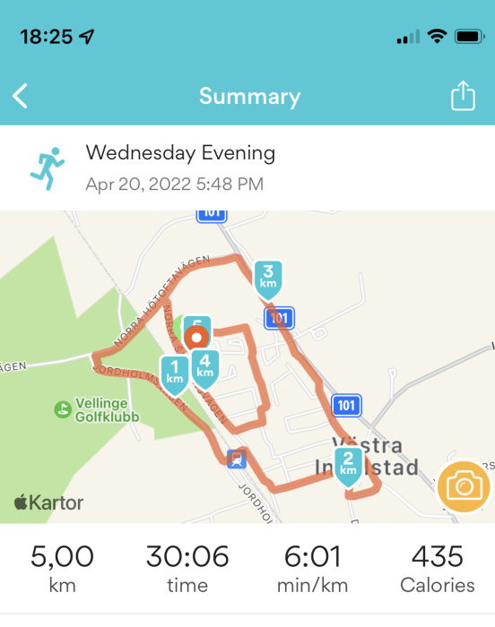 Skärmavbild av löp-app med karta som visar en avslutad 5 km löprunda och statistik.