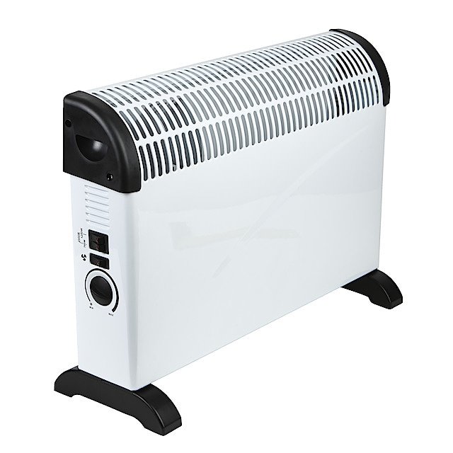 Vit konvektorelement 2000W med fläkt och reglage, på svarta stödben.