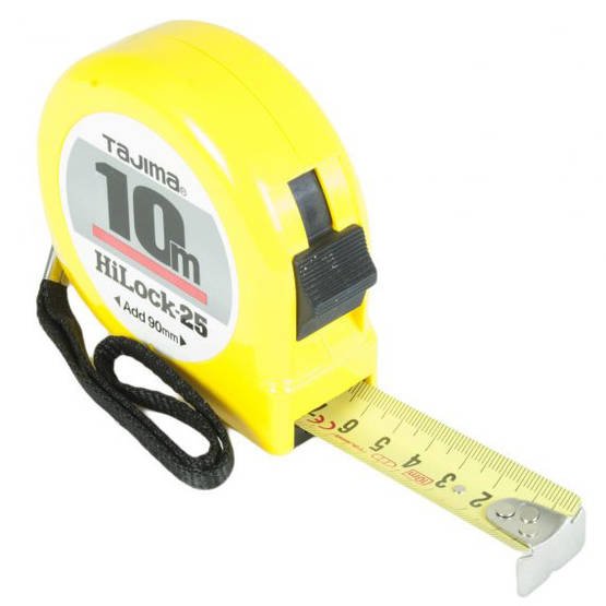 Tajima mätband på 10 meter i gult hölje med utdraget måttband och logotyp.