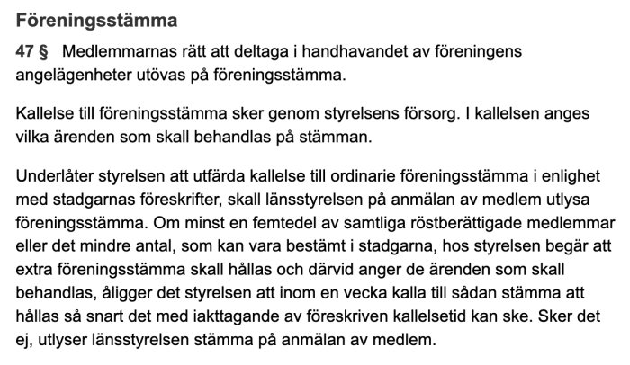 Textutdrag ur lagtext om kallelse till föreningsstämma enligt svensk föreningsrätt.