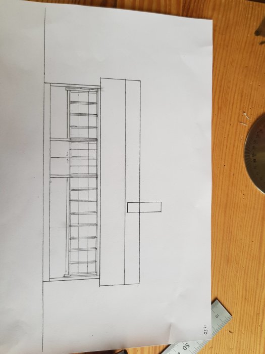 Handritad skiss av en blivande glasveranda till gäststuga, planerad i ManualCAD.