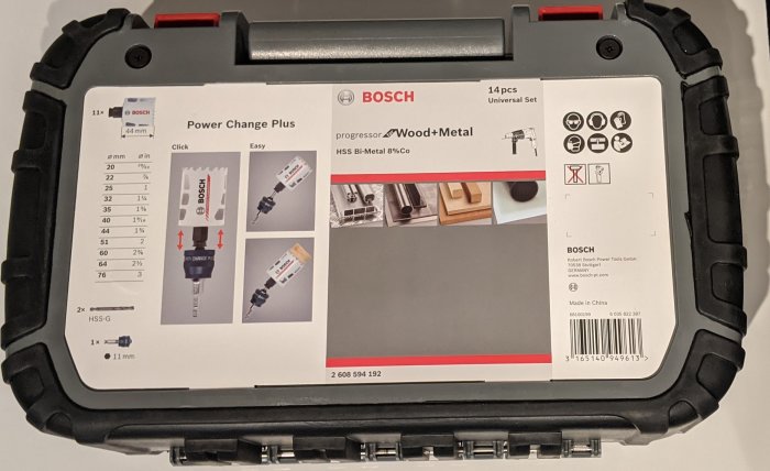 Bosch Power Change Plus 14-delars universellt borrset för trä och metall, i svart förpackning med storleksdiagram och produktbilder.