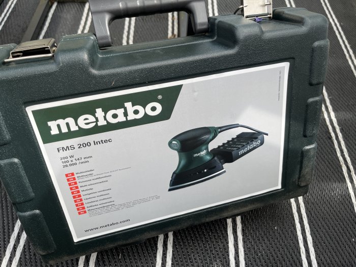 Metabo FMS 200 Intec trekantslip förpackning och produktbild.