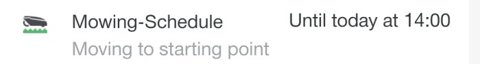 Skärmavbild av gräsklipparapp som visar schemaläggning med texten "Moving to starting point".