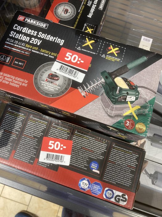 Lödstation för batterier av märket Parkside, 20V, prissatt till 50 kronor i en affär.