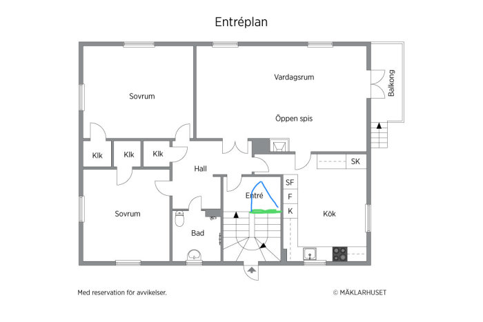 Ritning av entréplan med markerad entrédörr positionerad för optimal åtkomst till trapphuset och övre lägenhet.