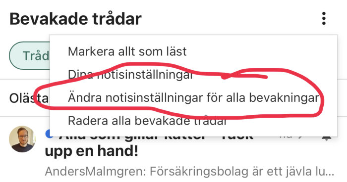 Skärmklipp av bevakningsmenyn med markerad knapp för att ändra notisinställningar.