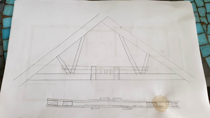 Ritad skiss av en takstolskonstruktion för återanvändning av plank med tvärgående bärlinor.