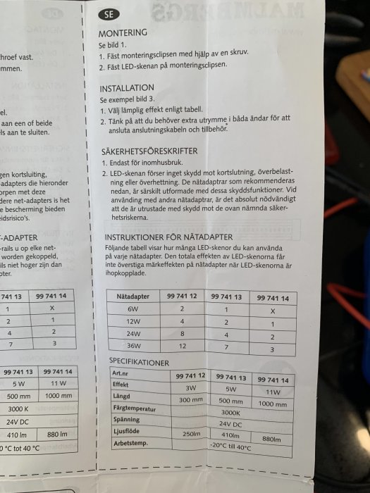 Monteringsanvisningar och specifikationstabell för LED-skensystem på ett vitt pappersdokument.