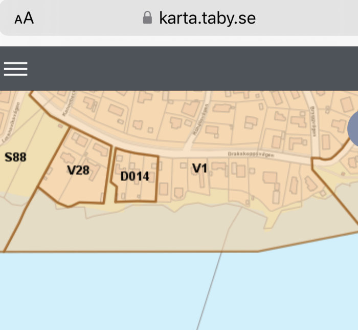 Karta över detaljplaner med markerade fastigheter, inklusive en med helikopterplatta.