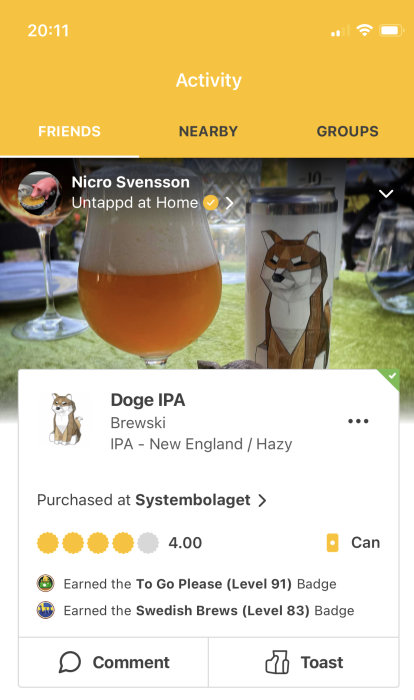 Skärmdump av en ölrecension "Doge IPA" från Brewski, med glas öl och burk, betygsatt 4 stjärnor, köpt på Systembolaget.