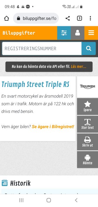 Skärmdump av en webbsida med information om en svart Triumph Street Triple RS motorcykel från 2019.
