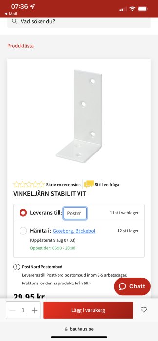 Vinkeljärn i vitt med flera förborrade hål, visas på en webbutikssida med produktinformation och pris.